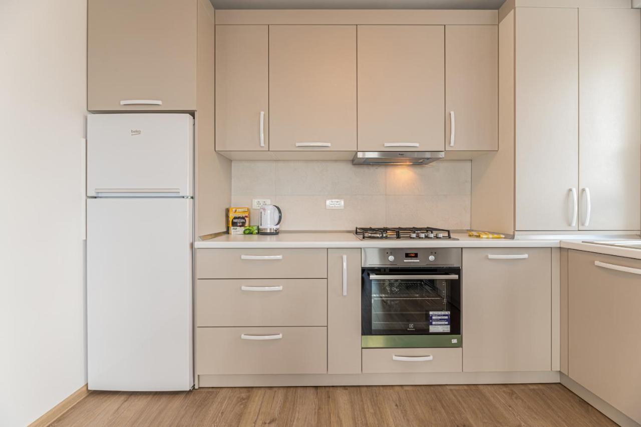 Coresi modern apartment Braşov Exterior foto